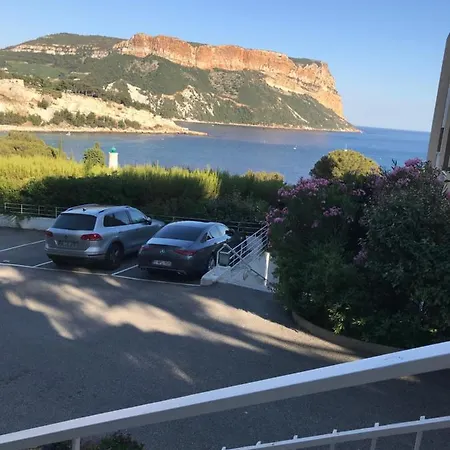 Eleis Appartement *